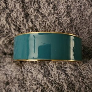 Elegant Teal and Gold Accent Bracelet